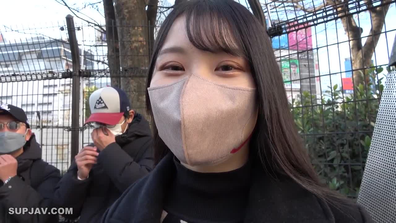 [FC2] 20歲可愛女僕，今天由我來位主人服務FC2-PPV-3603574