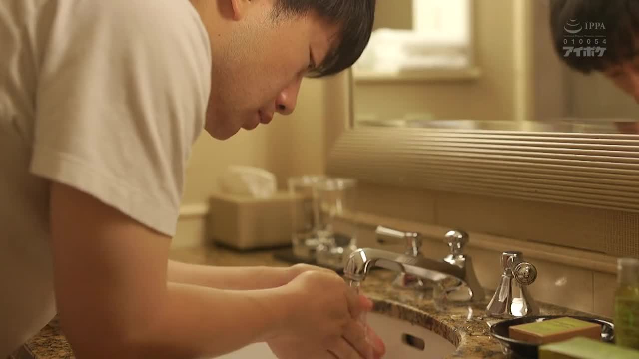 IPX-934 “今天就忘记你的妻子......” 商务旅行的假期，我与一年来第一次见面的爱人度过每一秒 桃木假名 - 桃乃木香奈