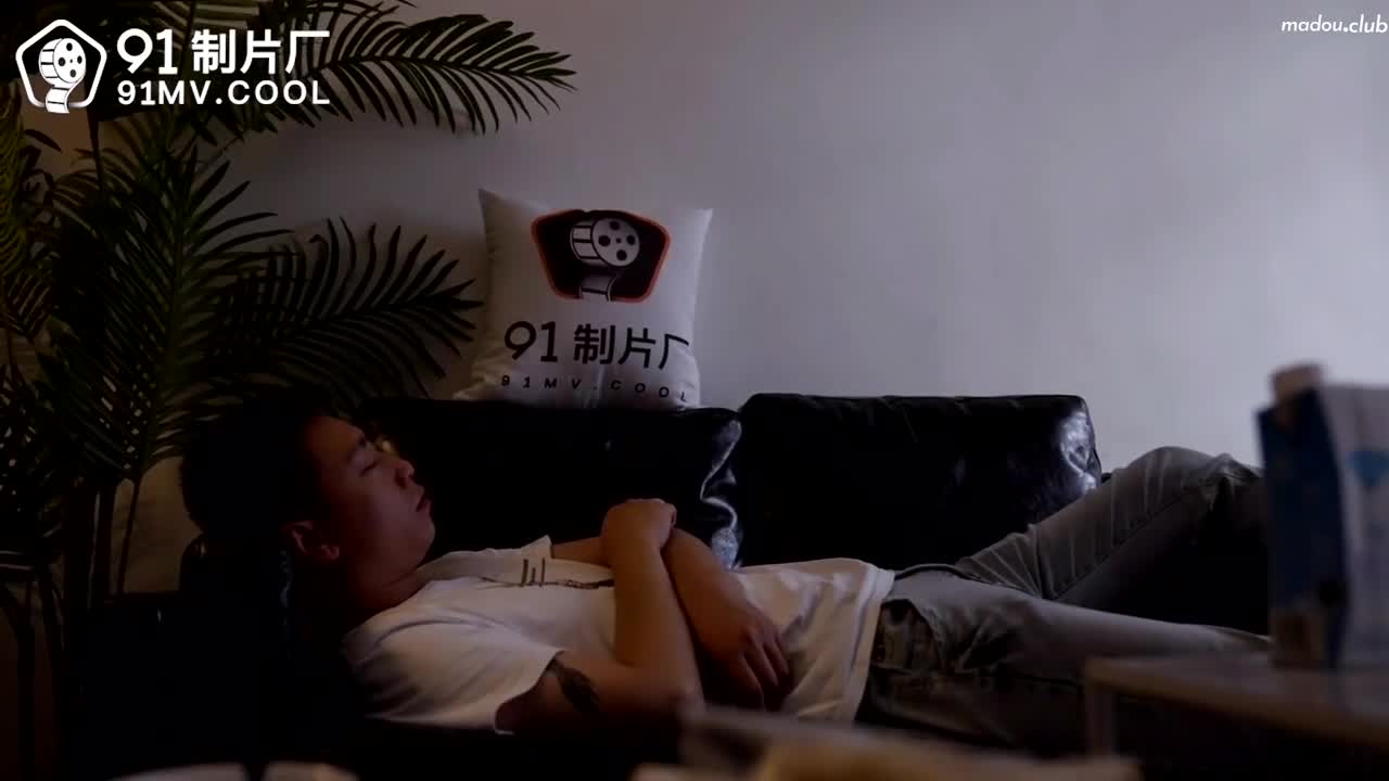 CUS-054 邻居人妻 弯屌爆插饥渴少妇 美穴疯狂内射受孕