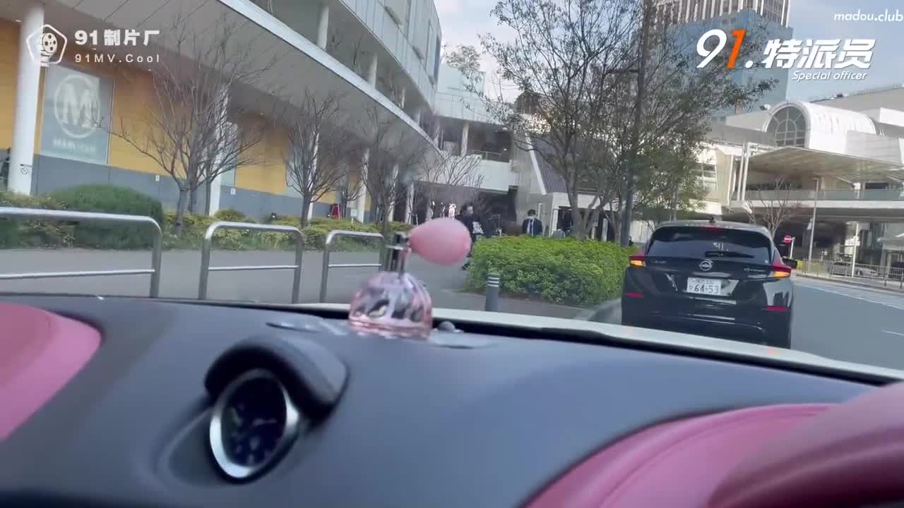 CUS-812 91特派员  肉食女神的旅拍淫记 性感女神的无套性爱初次潮喷